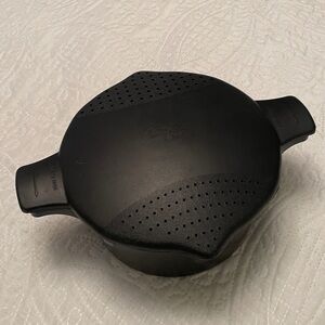 The Pampered Chef Black Steamer Micro-Cooker Rice Cooker Microwave Cooker